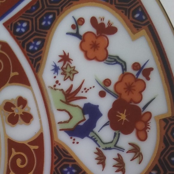 Beautiful decorative Asian plate 6 inch diameter - Picture 8 of 16